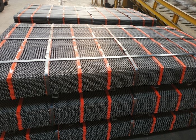 Anti - Clogging Galvanized Screen Wire Crimped Wire Mesh For Mining Industry 3